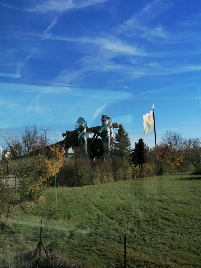 Messenger creation 5CAC95DE 6E5E 4F8F A727 E40DB9029F16