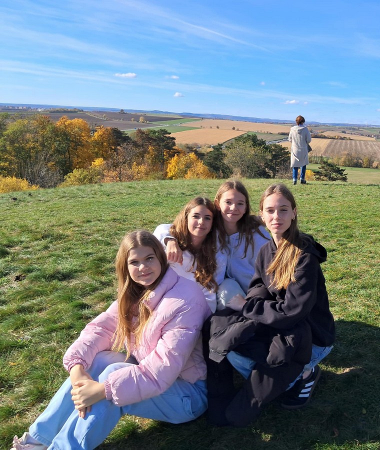 Messenger creation 5CAC95DE 6E5E 4F8F A727 E40DB9029F16