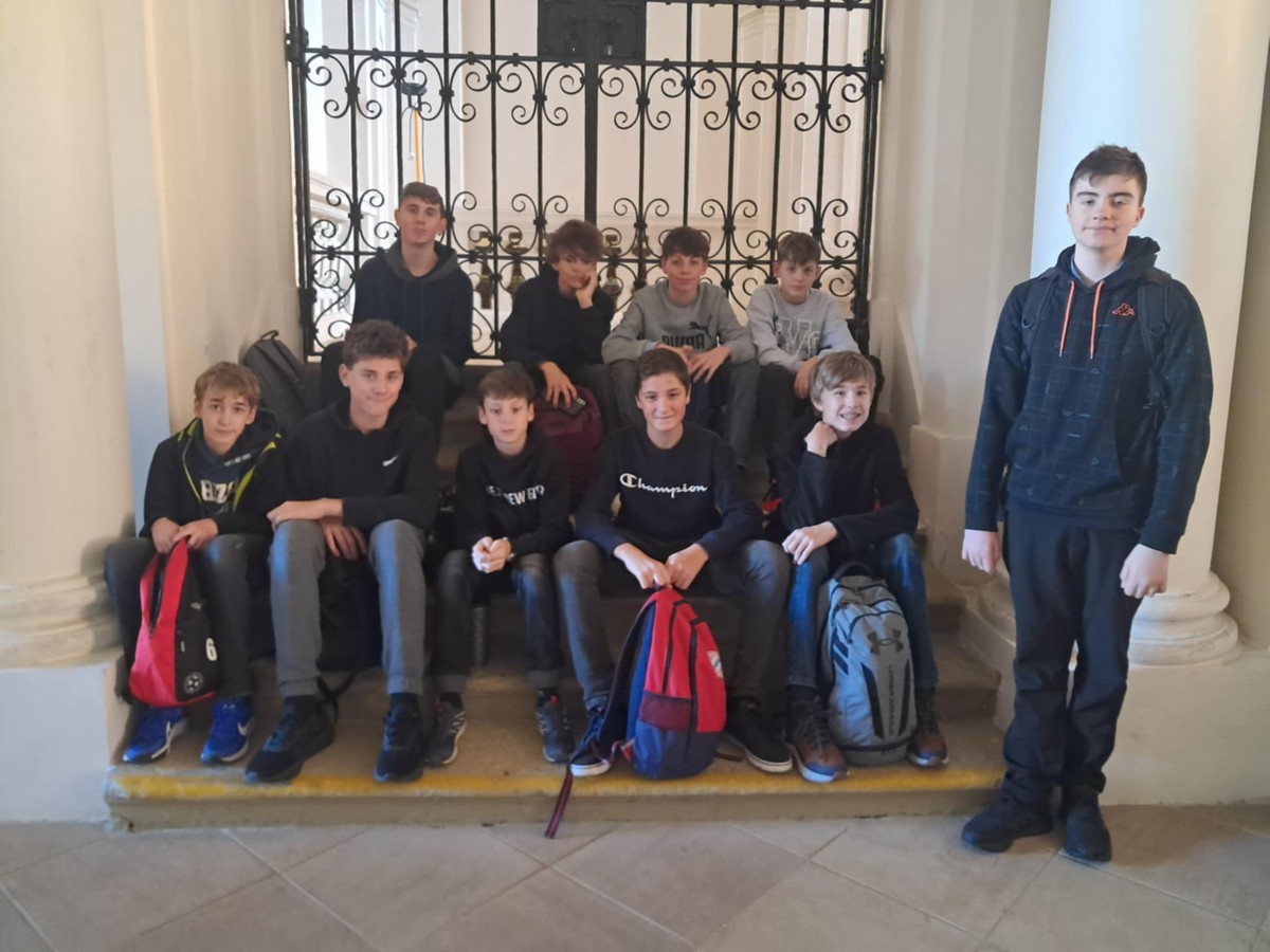 Messenger creation 5CAC95DE 6E5E 4F8F A727 E40DB9029F16