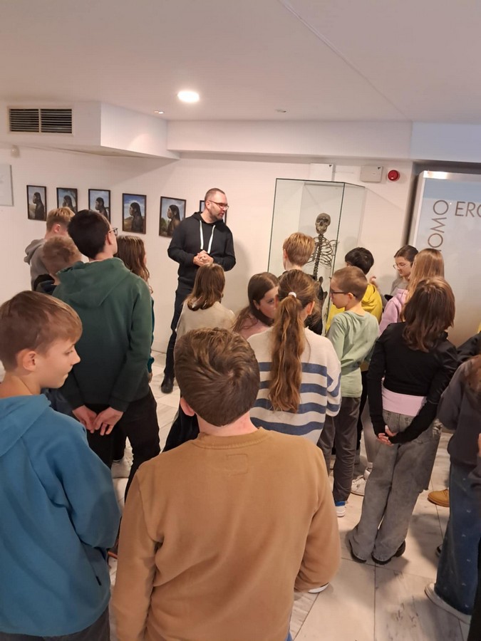 Messenger creation BE7D0944 13F3 4976 AE27 662D91DF2EC5