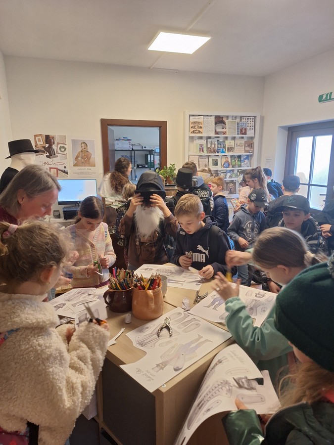 a9c2b4d6 777c 4098 9530 77d4c276002c