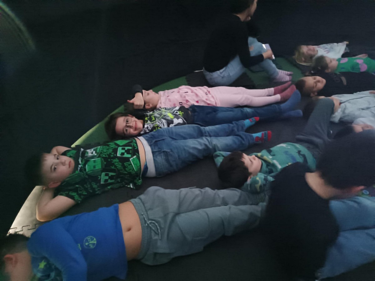 att.17zpfpvCOTaxJ9qPCeXvvf1ar43nTRCbBfk4At 0Tdw