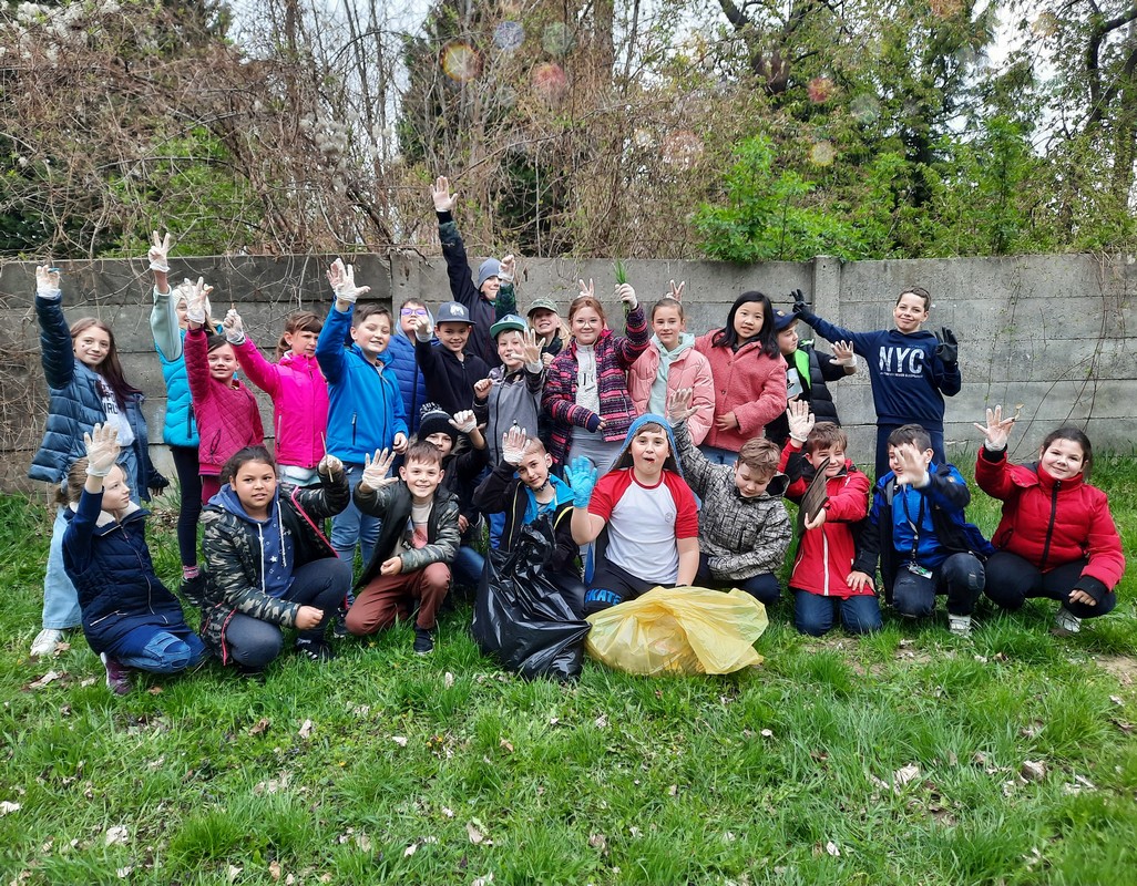 Picsart 22 04 22 16 21 56 901